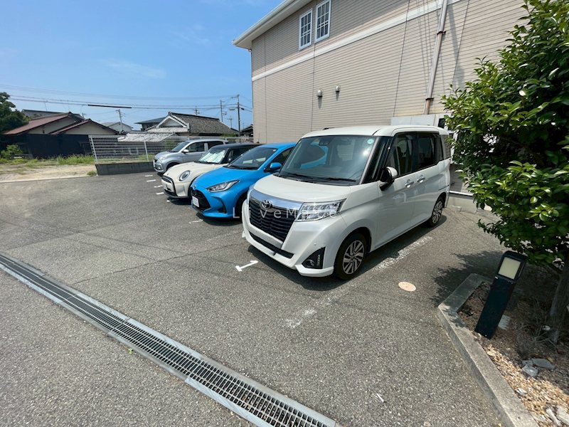 セレッソ八木 駐車場