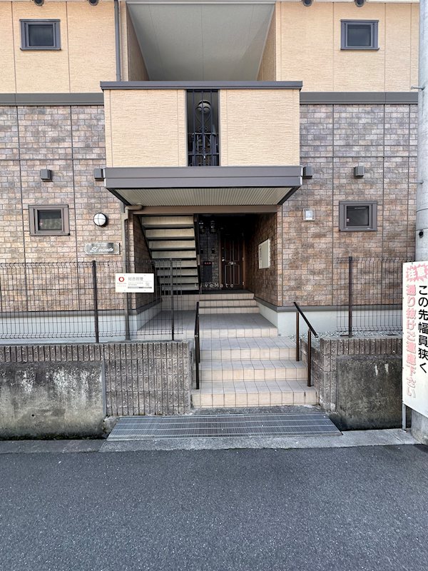 エル　ビエント エントランス