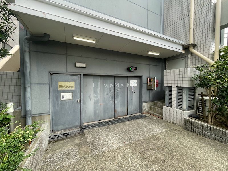 サントピア須磨 駐車場