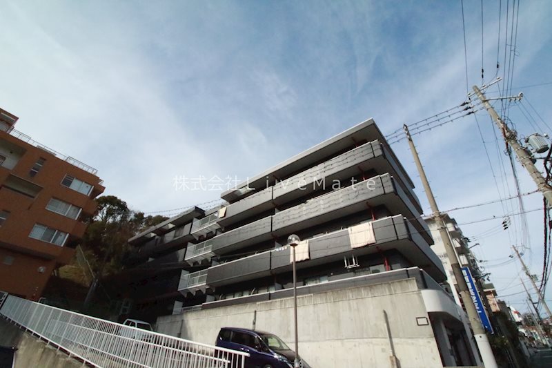 ヴァーチュアスあさぎり 外観