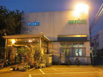 レトワール小笹 スーパー