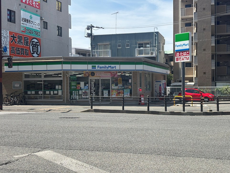 サンヴィレッジ平尾 コンビニ