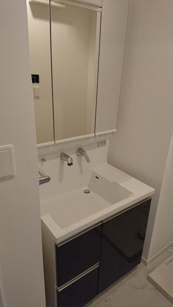 リバティR TENJIN 1 玄関