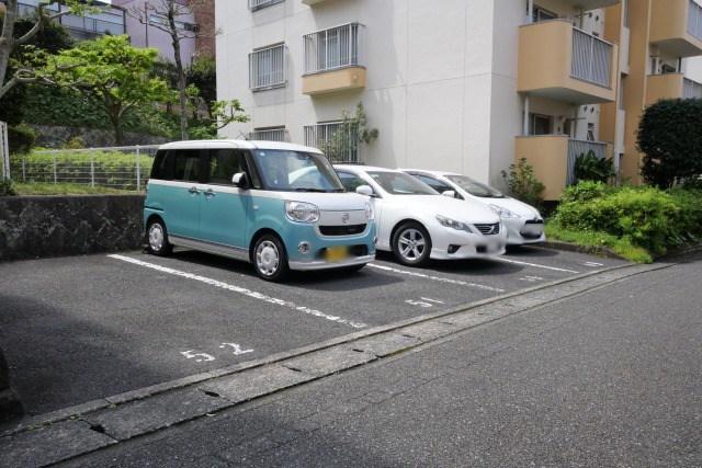 小笹ハイツ29棟 駐車場