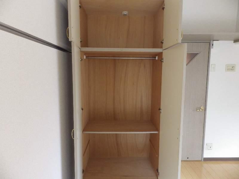 アリビオ百年橋通り 収納
