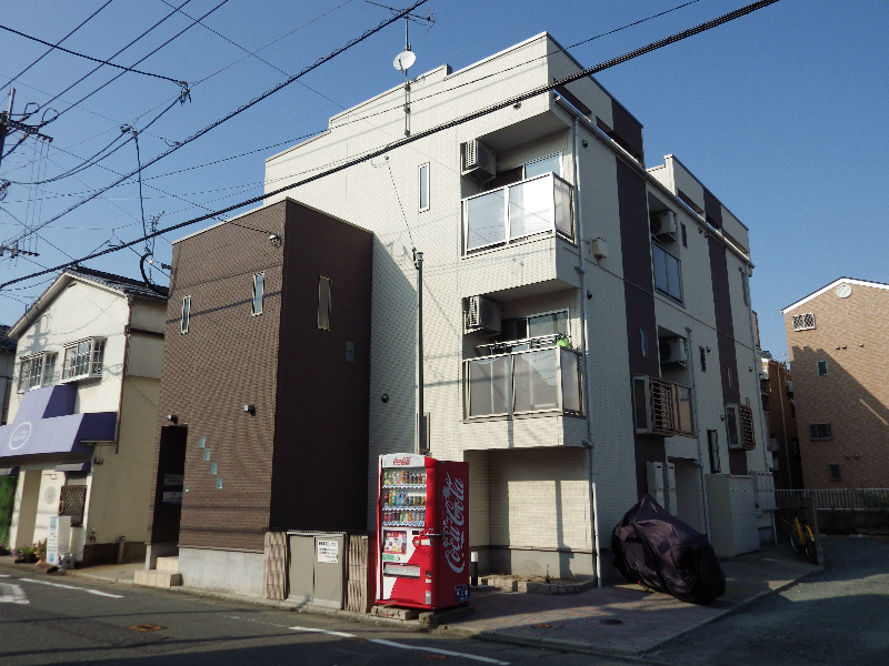 POLARIS吉塚 外観