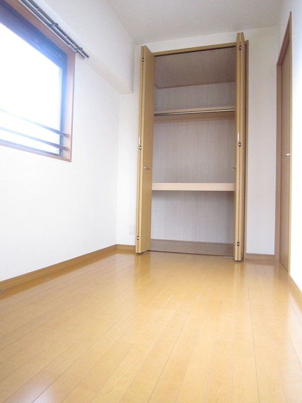 スカイシャトレ箱崎南 ベッドルーム