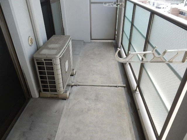 スカイシャトレ箱崎南 ベランダ