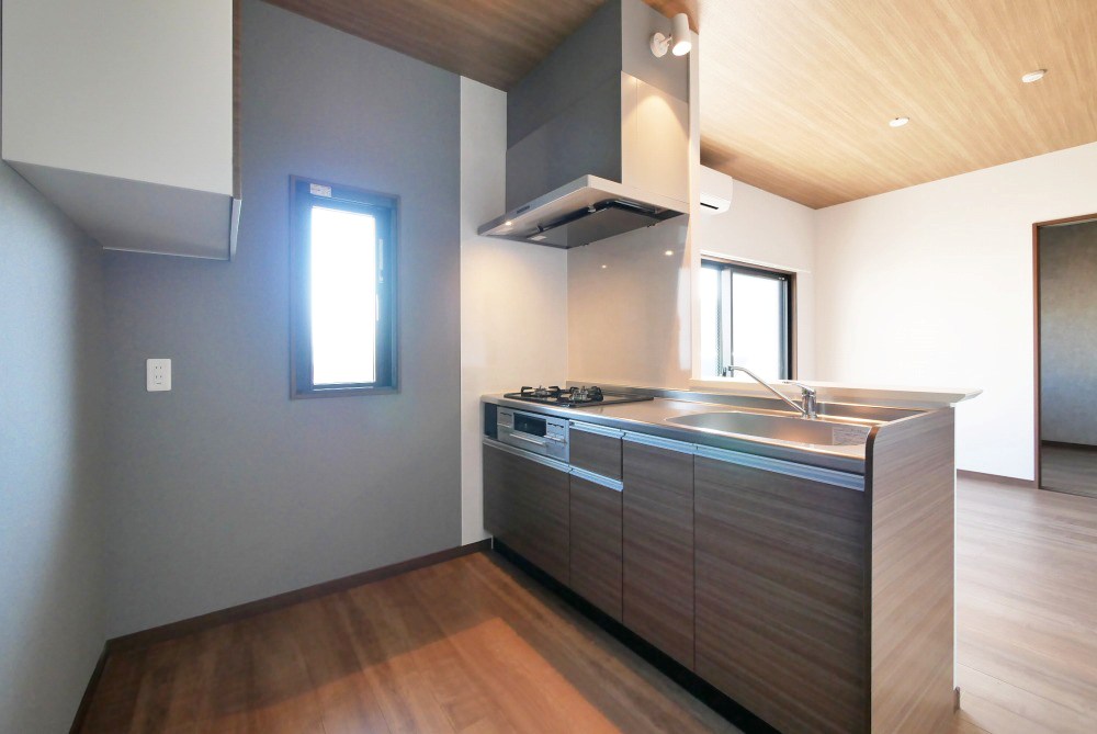 MODERN PALAZZO博多ﾃﾞｭｵｸﾞﾗﾝﾃﾞEAST キッチン