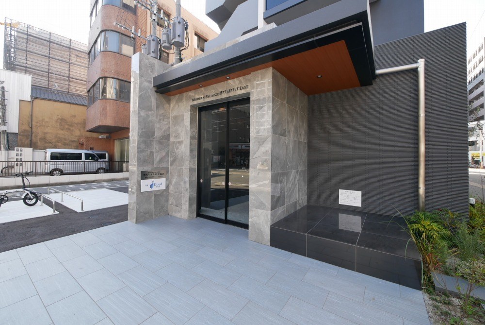 MODERN PALAZZO博多ﾃﾞｭｵｸﾞﾗﾝﾃﾞEAST ロビー
