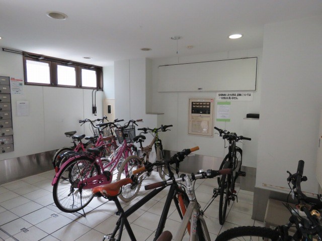 ジョイナス薬院 駐車場