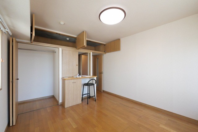 エステートモア・白金クロス リビング