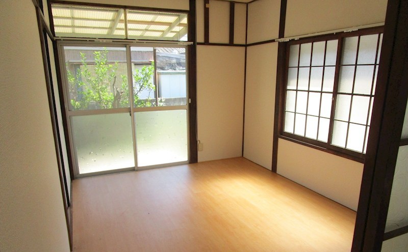 戸建　干隈１丁目 リビング