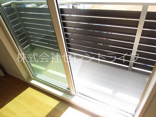 ドムス学園の森 ベランダ