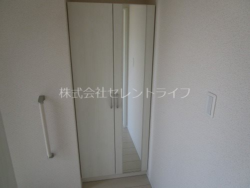 Regulus（レグルス） 玄関