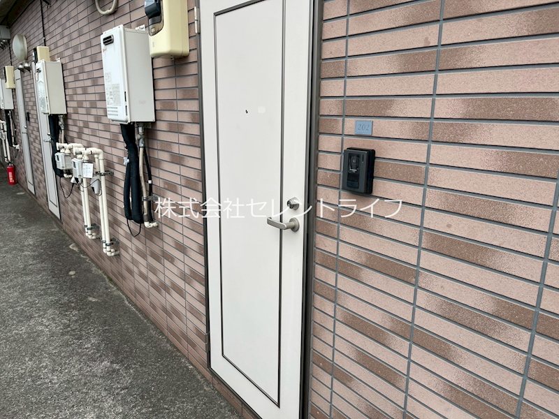 カーサエスペランサ 玄関