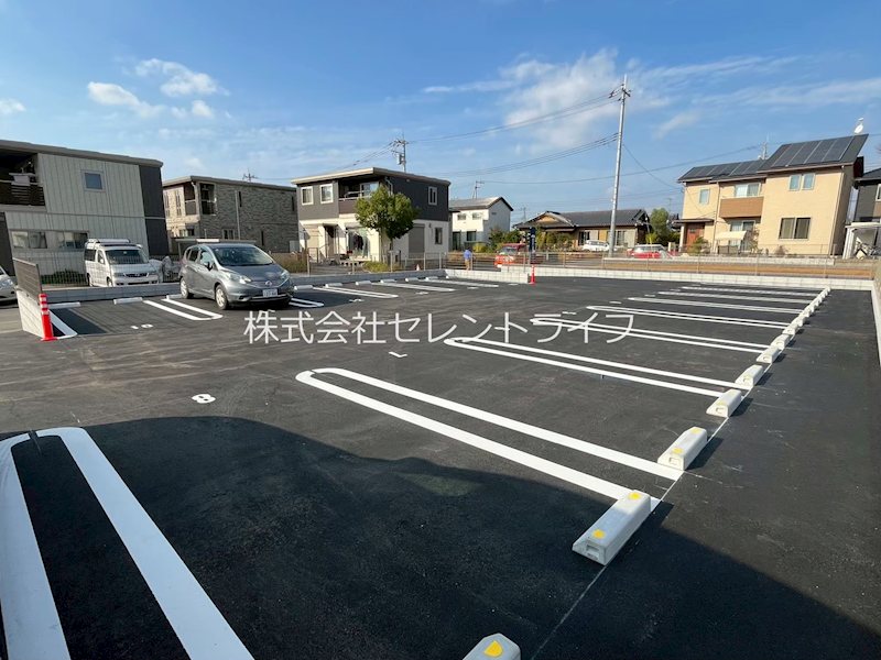 コンフォート・ユー敷地外駐車場 その他1