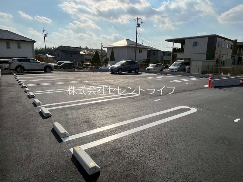 コンフォート・ユー敷地外駐車場 その他2