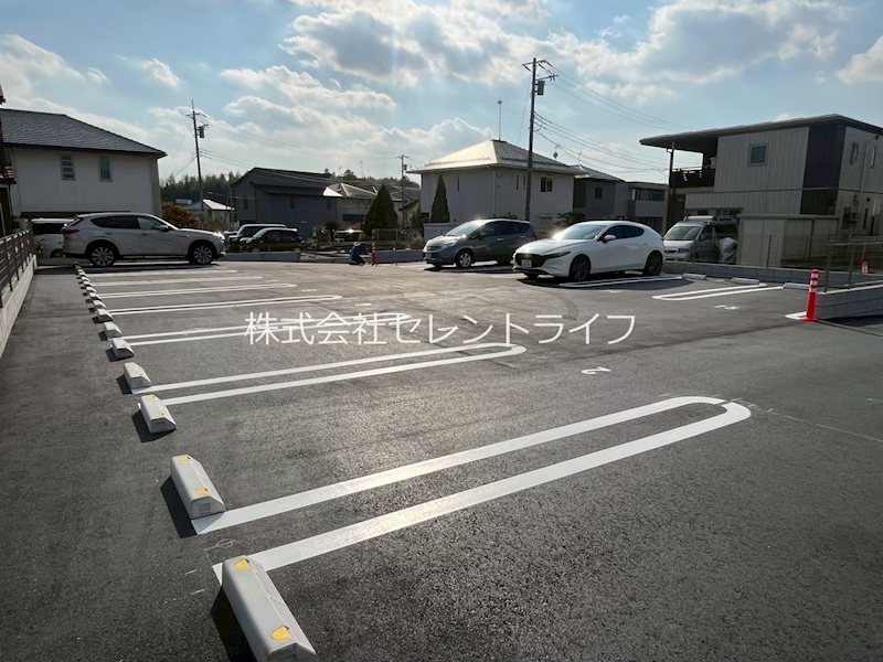 コンフォート・ユー敷地外駐車場 その他3