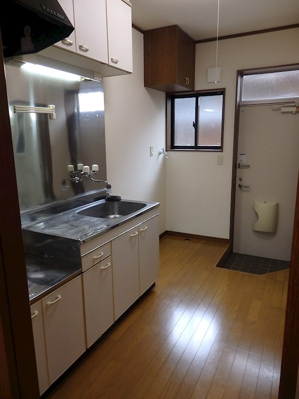 エスティーワン9とがし  玄関