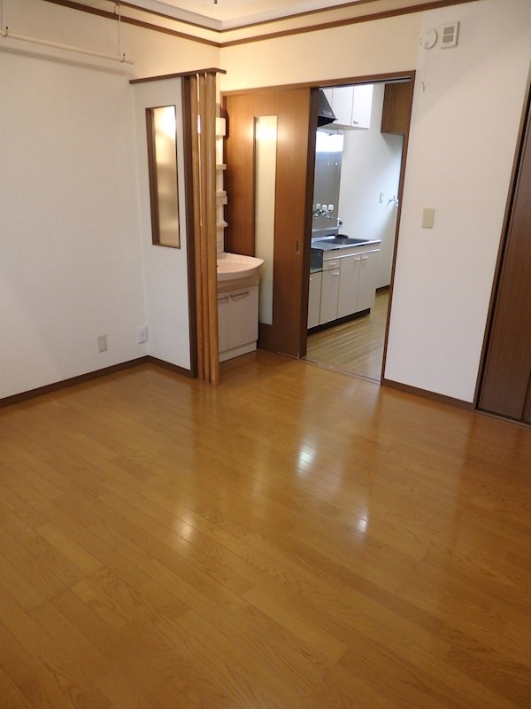 エスティーワン9とがし  リビング