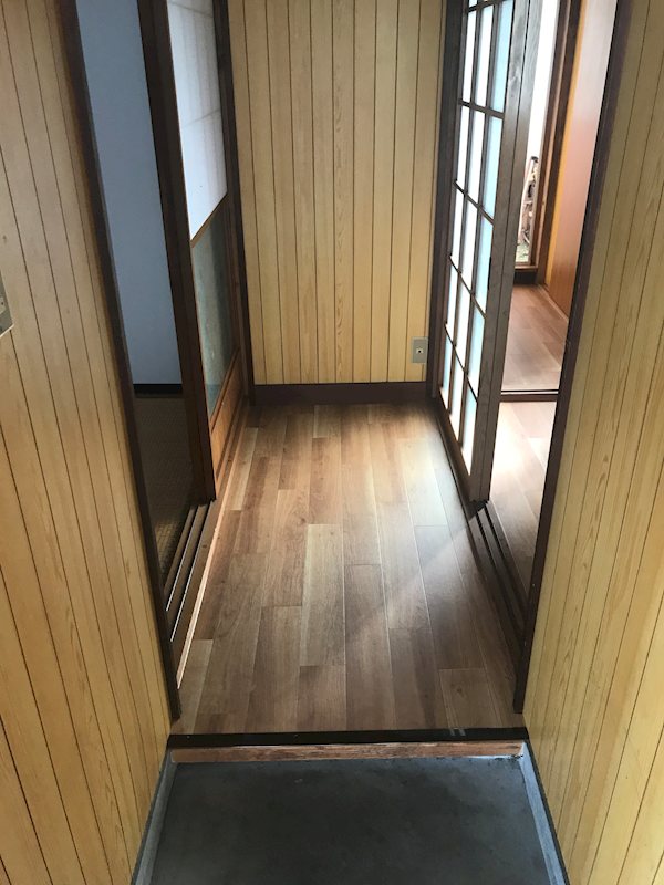 斎藤アパート 玄関