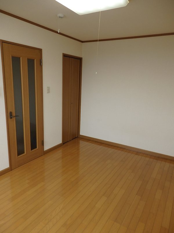 コーポレインボウ ベッドルーム