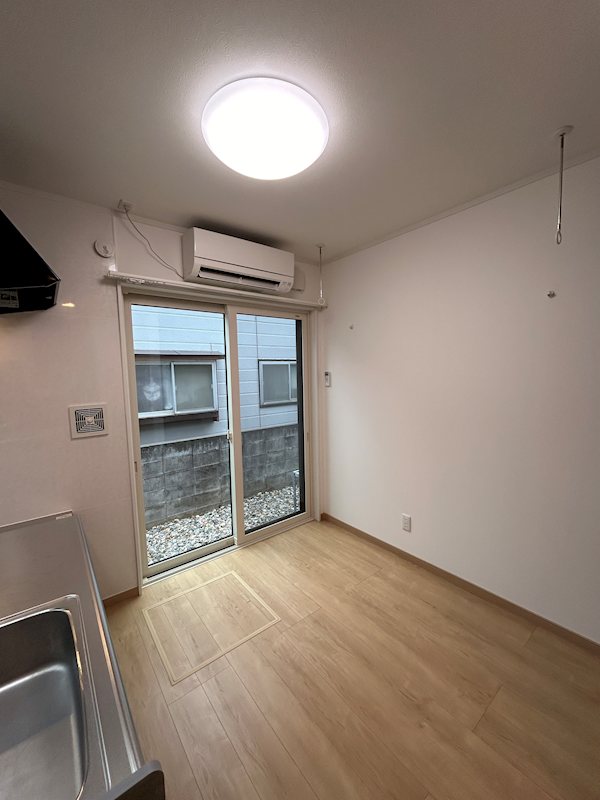 カスタムメゾン若宮Ⅲ リビング