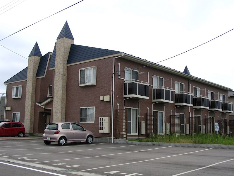 シャトーカスタムネイビーブルーA棟 B号室 外観