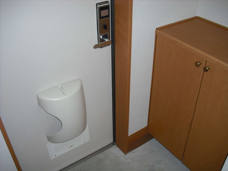 さくらハイツ１号棟 玄関