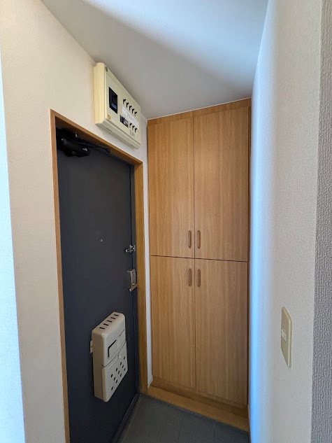 シャトル輝北　A  玄関