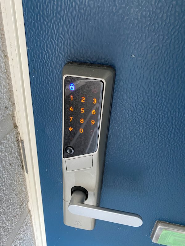 ハイツエシャロット 玄関