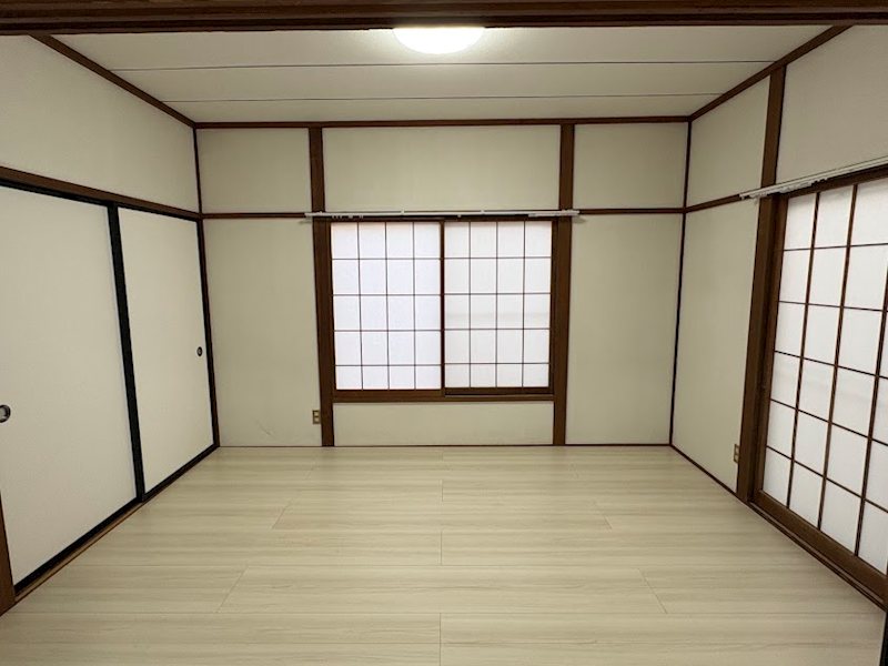 大町貸家 ベッドルーム