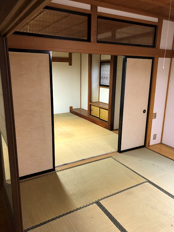 船場町一丁目貸家 リビング