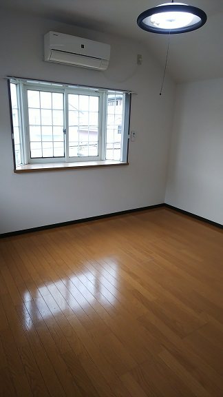 砂田町貸家 ベッドルーム