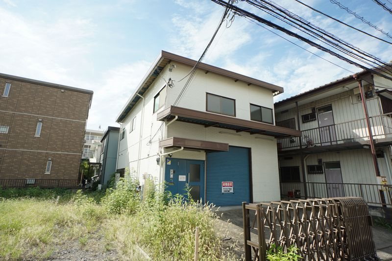 東川口月岡ストレージ 外観