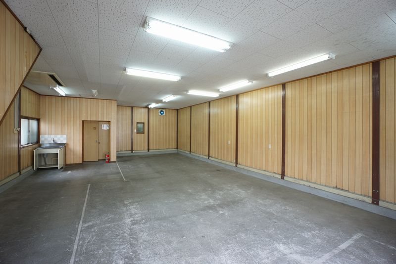 東川口月岡ストレージ リビング