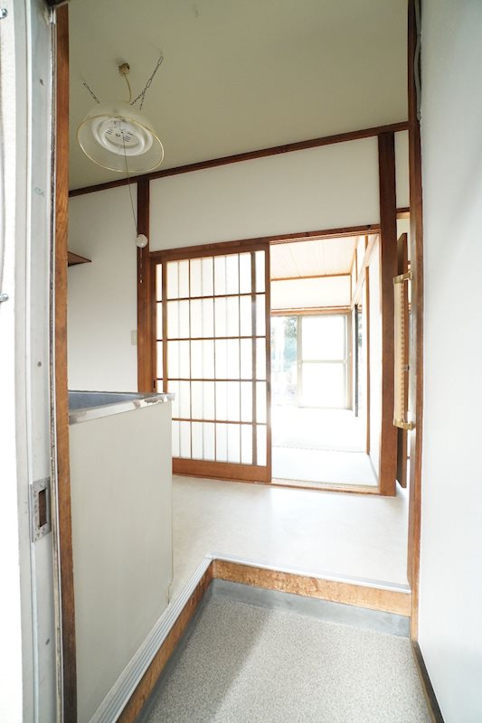 芝ハイツ 玄関