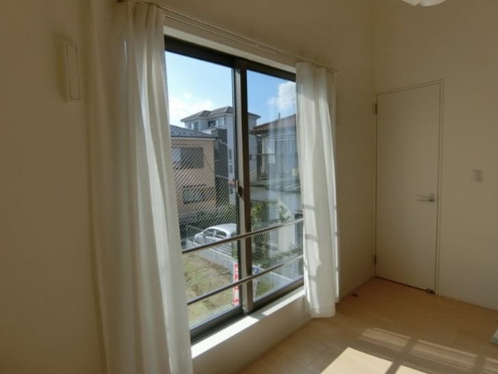 グローリア吉川 ベランダ