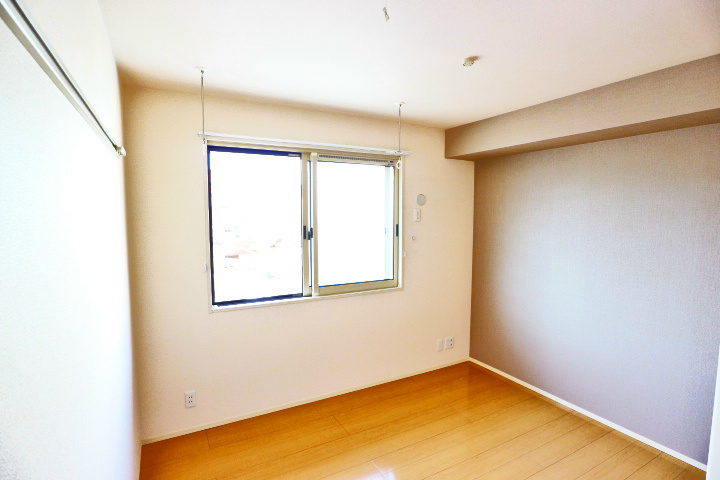 ホープライトA ベッドルーム