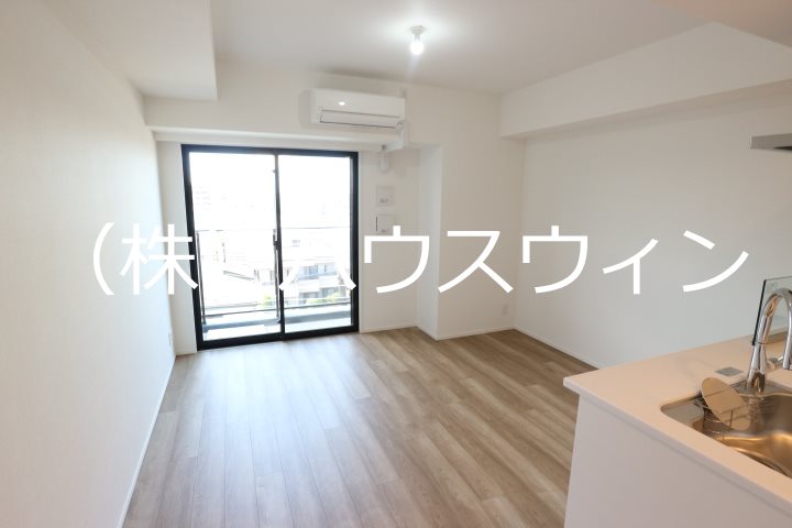 ベルジューレ越谷 リビング