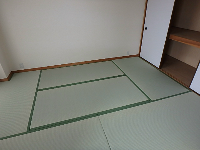 アクシーズグランデ越谷南 ベッドルーム