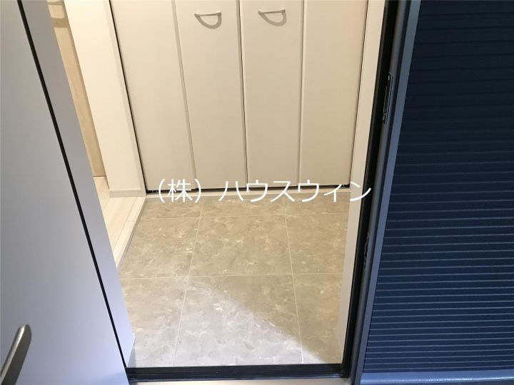 リーブルファイン南越谷1号棟 玄関