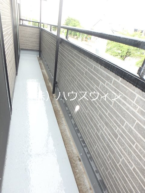 クレイドルガーデン越谷市弥十郎第１１ ベランダ