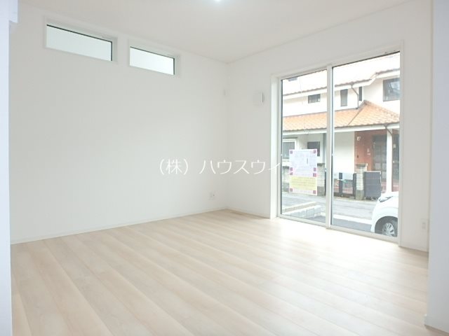 クレイドルガーデン吉川市新栄第５ リビング