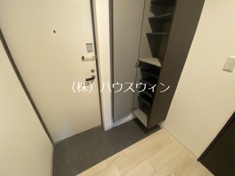 ジーメゾン豊春 玄関