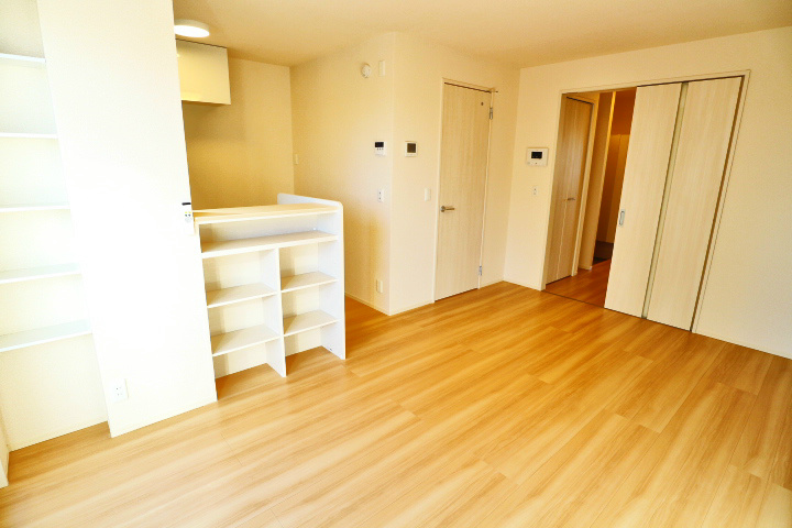 ロイジェントパークスレイクタウンⅢ　J 玄関