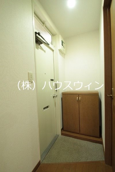 グリーンパーク越谷Ａ棟 玄関