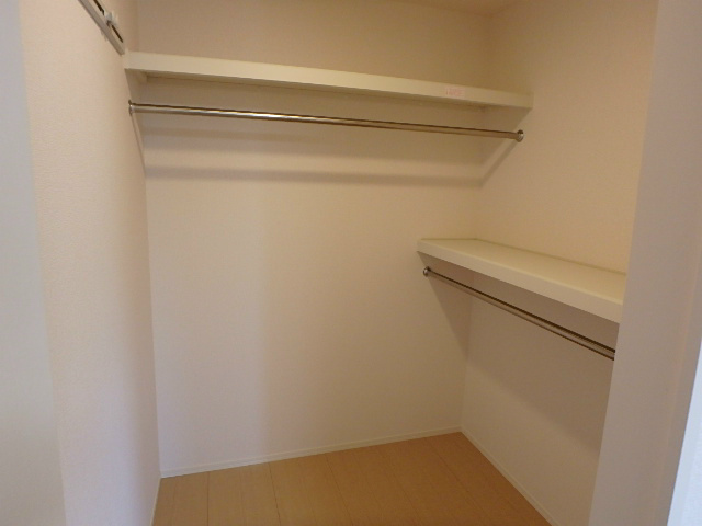 ロイジェントパークスレイクタウン　J ベッドルーム