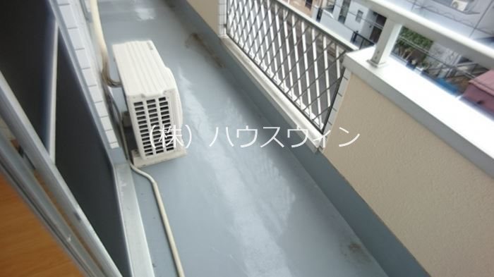 酒井ビル ベランダ